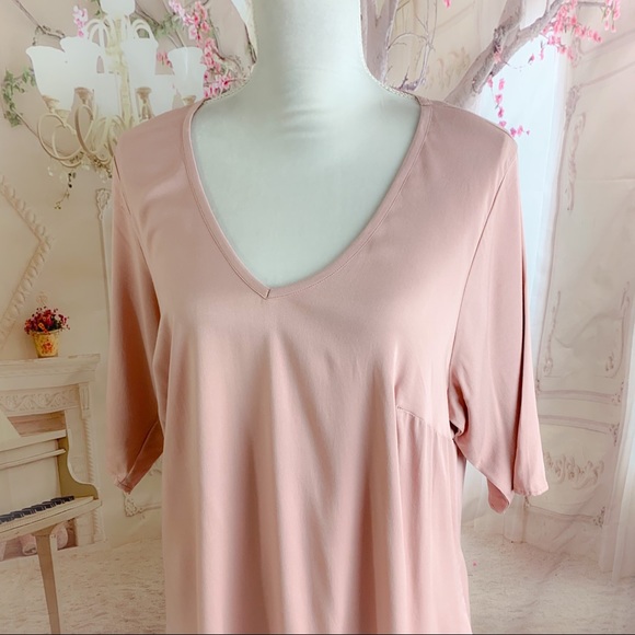 NEW TORRID DUSTY PINK STRETCH CHALLIS FAVORITE TUNIC TEE - Picture 4 of 13